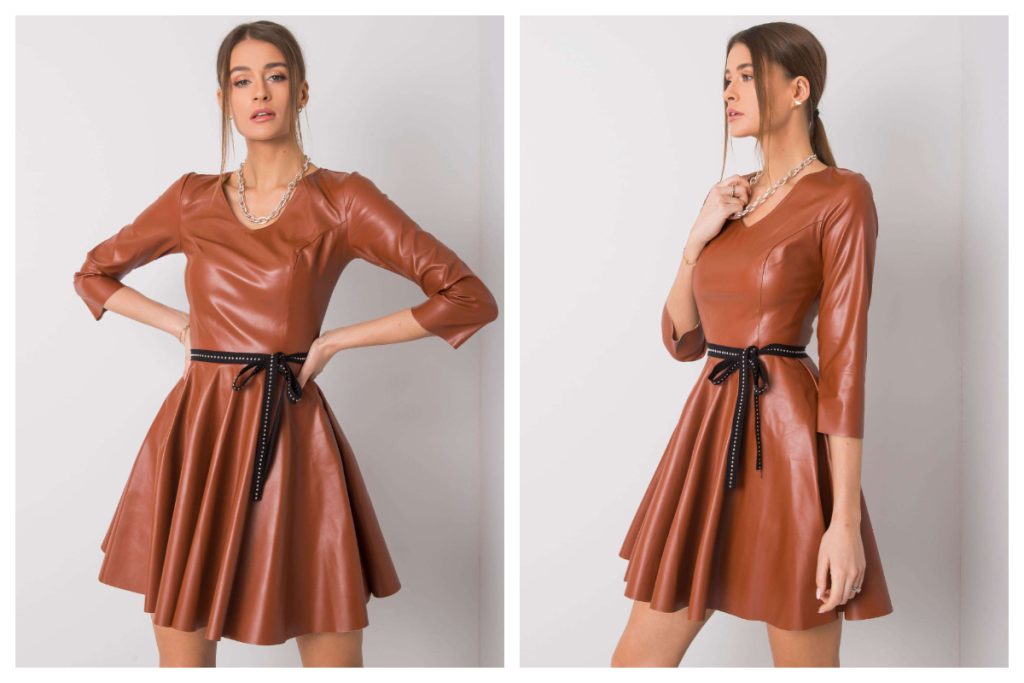 Sukienka z ekoskóry w kolorze brązowym z czarnym paskiem