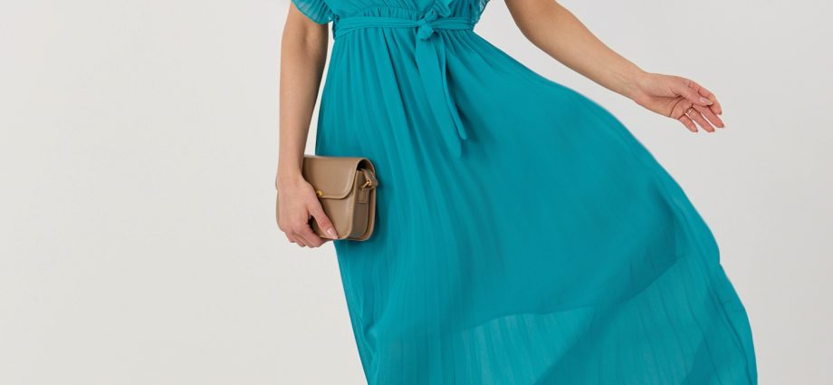 Jak naprawdę kupujemy sukienki online Analiza rynku i przewodnik stylistki po najlepszych sklepach w Polsce