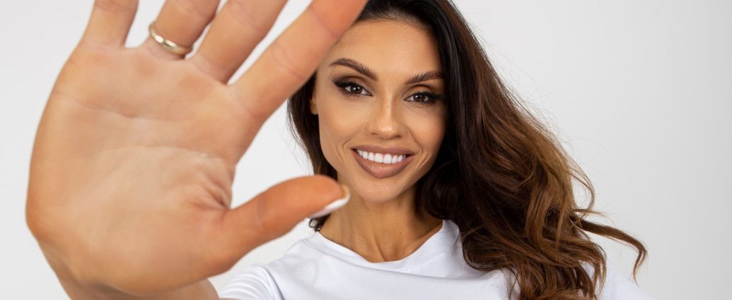 Idealny manicure dla panny młodej – zrób go z nami!