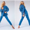 Produkty denim w hurtowni odzieży - jeansowy komplet damski