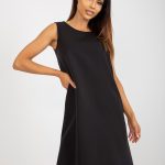 strój na egzamin klasyczna mała czarna