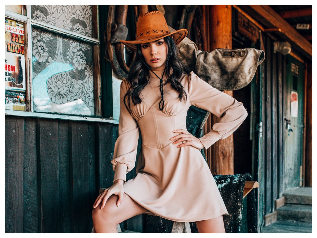 Sukienki damskie w sklepie ebutik.pl