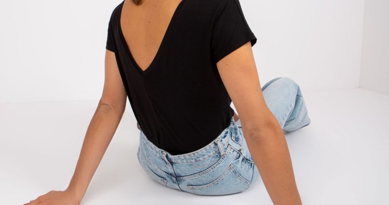 t-shirt i spodnie