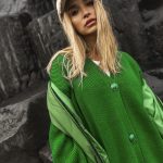 Gdzie kupić modne swetry na jesień? Jakie są modne swetry – trendy na nadchodzące sezony w eButik