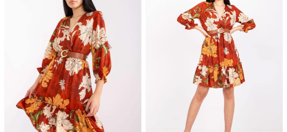 Sukienka w kwiaty hurt w kolorze jasnobrązowym