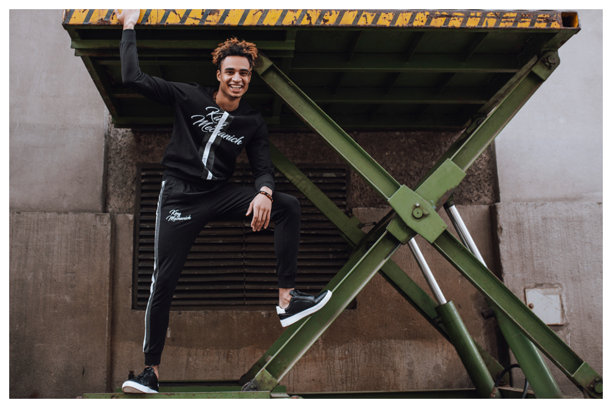 Męska bluza bez kaptura z napisami i długim rękawem