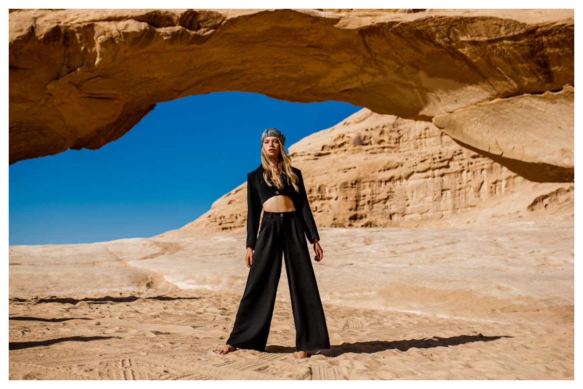 Modny komplet damski na lato w kolorze czarnym