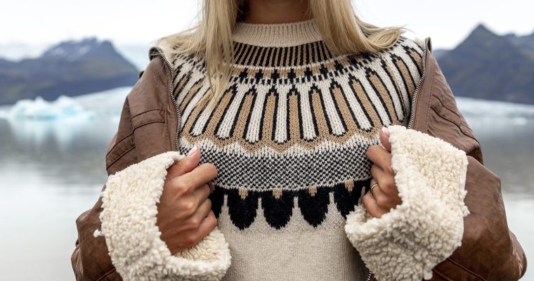 Swetry zimowe z eButik - modne wzory splotów