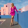Odkryj najpiękniejsze eleganckie sukienki na lato hurtowo w stylu glam chic
