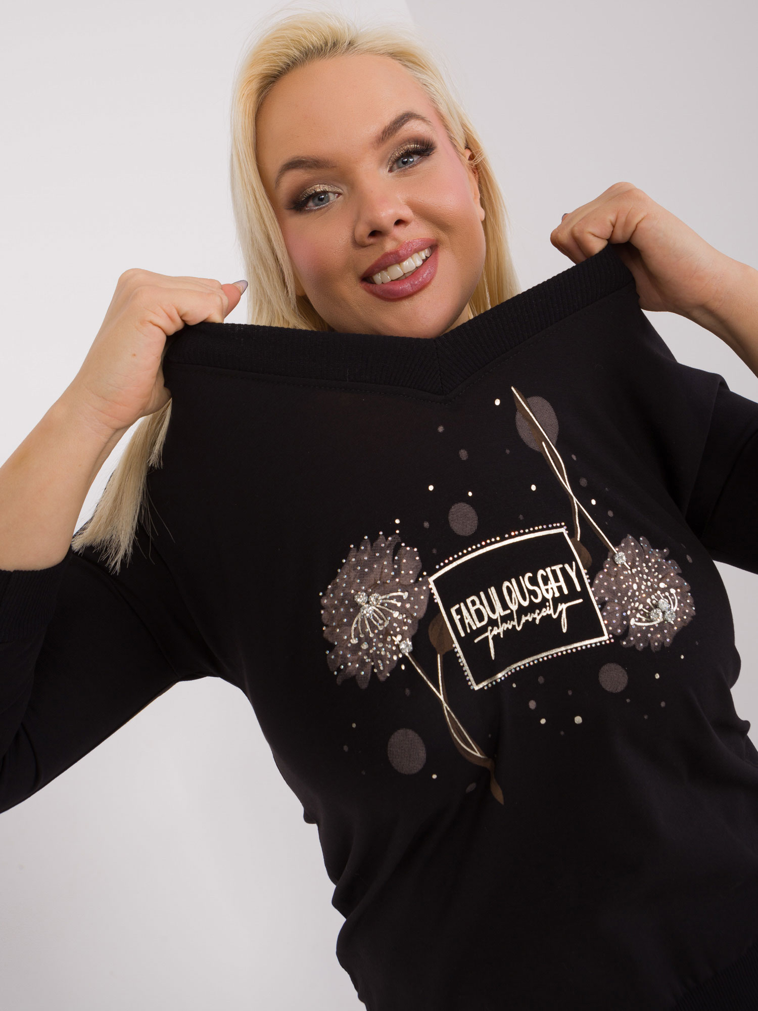 Bluzka plus size i jej modny potencjał