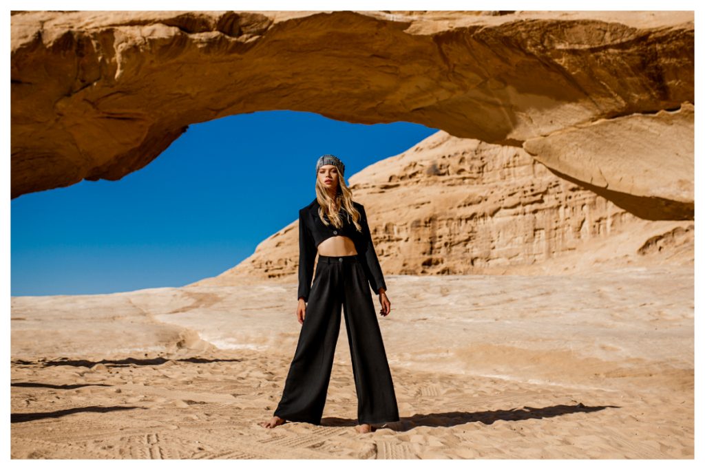 Modny komplet damski na lato w kolorze czarnym